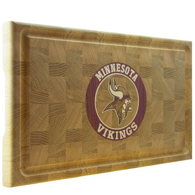 kunde designet skærebræt af Minnesota logo.