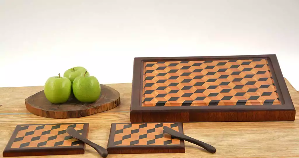 3D skærebræt med smørebrætter og træ knive.