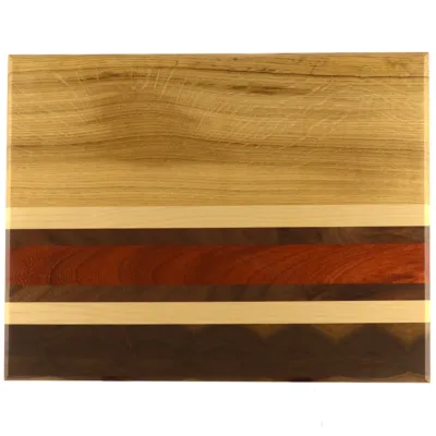 Serverings bræt nr. 150 - 320x420x17 - eg, valnød, paduak og ahorn